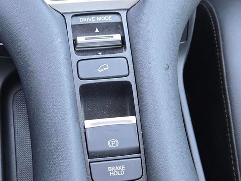 Used 2024 Honda HR-V EX-L image 26