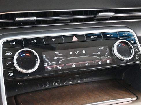 Used 2023 Genesis GV80 3.5T w/ Prestige Package AWD/4WD image 23