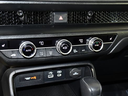 Certified 2024 Honda CR-V EX image 28