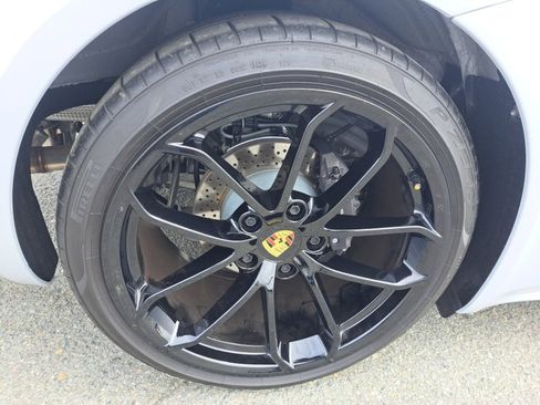 Used 2024 Porsche 718 Cayman image 21