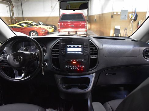 Used 2020 Mercedes-Benz Metris Passenger image 33