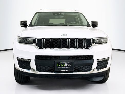 Used 2022 Jeep Grand Cherokee L Limited image 2