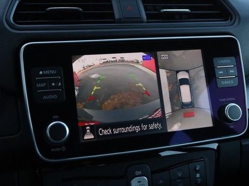 Certified 2024 Nissan Leaf SV Plus image 16