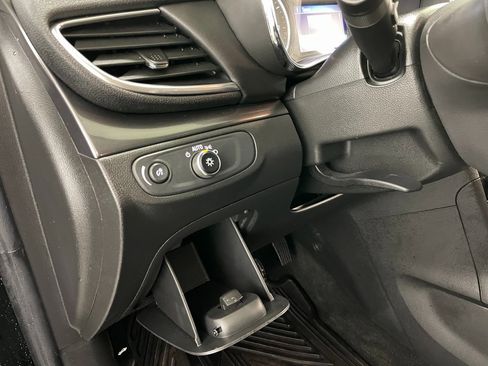 Certified 2022 Buick Encore Preferred w/ Safety Package II image 25