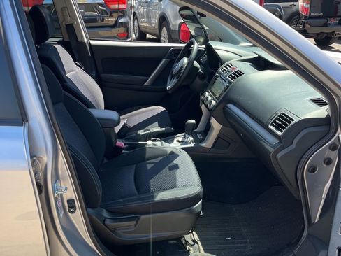 Used 2017 Subaru Forester 2.5i Premium w/ Popular Package #2A AWD/4WD image 7