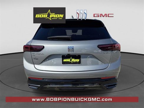 Certified 2025 Buick Envision Sport Touring image 7