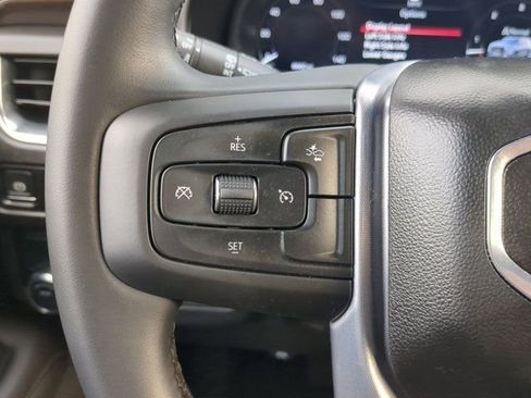 Used 2024 GMC Yukon SLE w/ Gmc Pro Safety Plus Package image 23