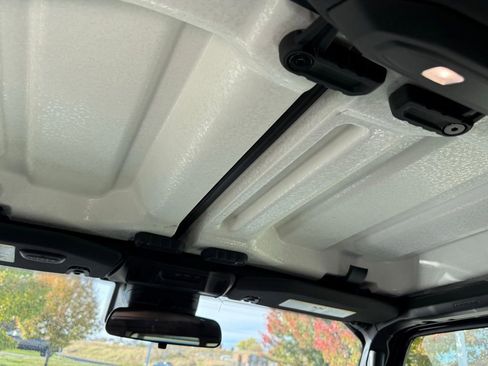 New 2025 Jeep Gladiator Mojave w/ Convenience Group image 29