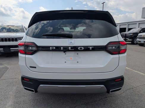 Used 2026 Honda Pilot EX-L image 4