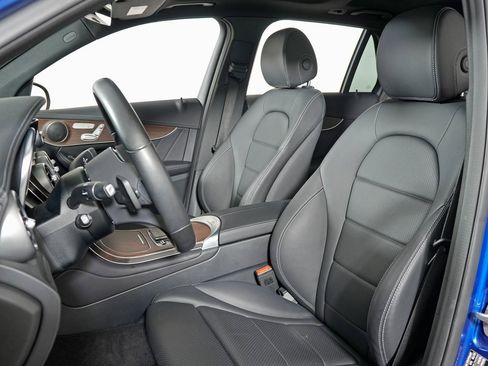 Certified 2022 Mercedes-Benz GLC 300 4MATIC image 12