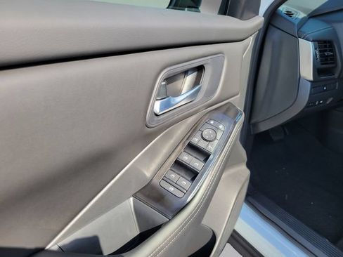 New 2026 Nissan Rogue SV AWD/4WD image 16