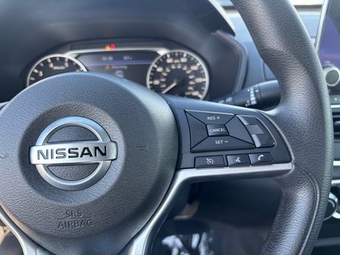 Used 2022 Nissan Altima 2.5 SV image 29