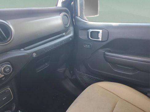 Certified 2020 Jeep Wrangler Sport S image 22