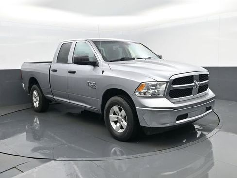 Used 2024 RAM 1500 Classic SLT AWD/4WD image 3