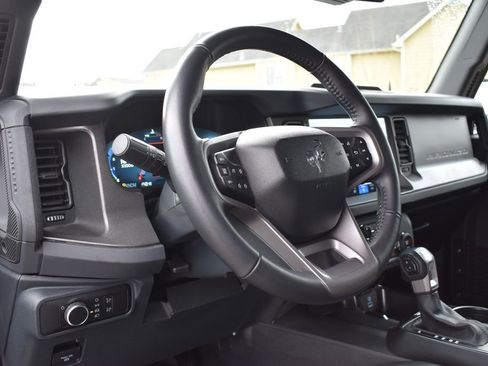 Used 2025 Ford Bronco Big Bend image 10