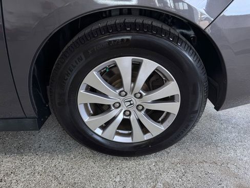 Used 2017 Honda Odyssey EX-L image 24
