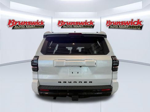 New 2026 Toyota 4Runner TRD Sport Premium AWD/4WD image 4