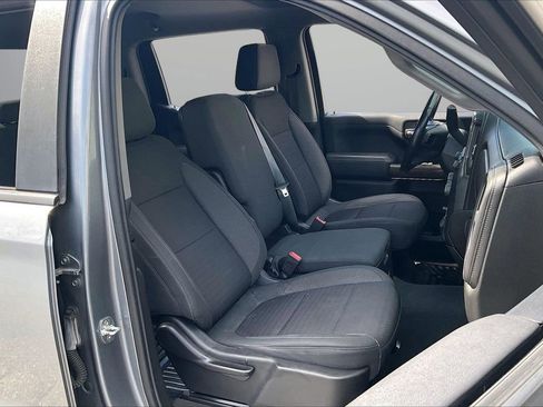 Used 2021 Chevrolet Silverado 1500 LT image 23