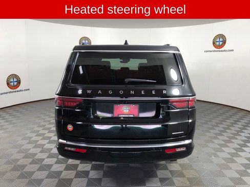 Used 2024 Jeep Wagoneer L Series II w/ Flexible Seating Group AWD/4WD image 17