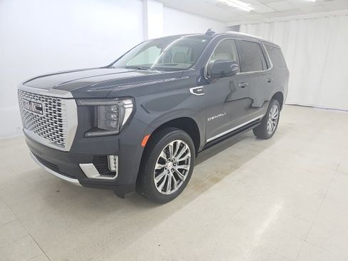 Used 2021 GMC Yukon Denali w/ Denali Premium Package image 31