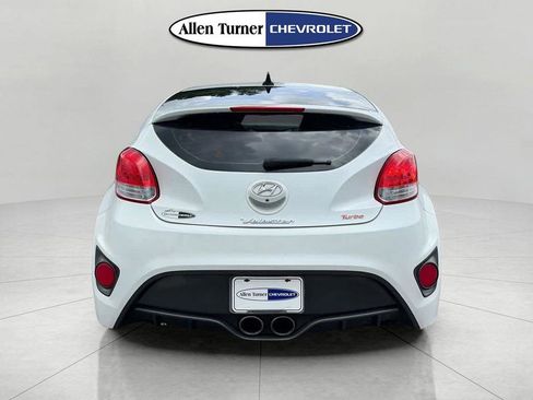 Used 2016 Hyundai Veloster Turbo FWD image 5