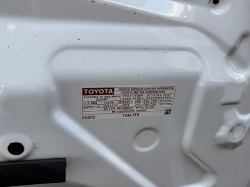 Used 2024 Toyota Tacoma TRD Sport AWD/4WD image 13
