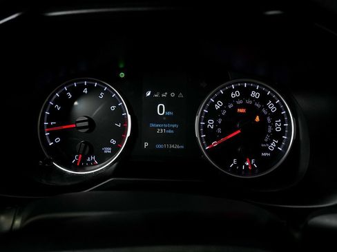 Used 2019 Toyota RAV4 LE FWD image 16