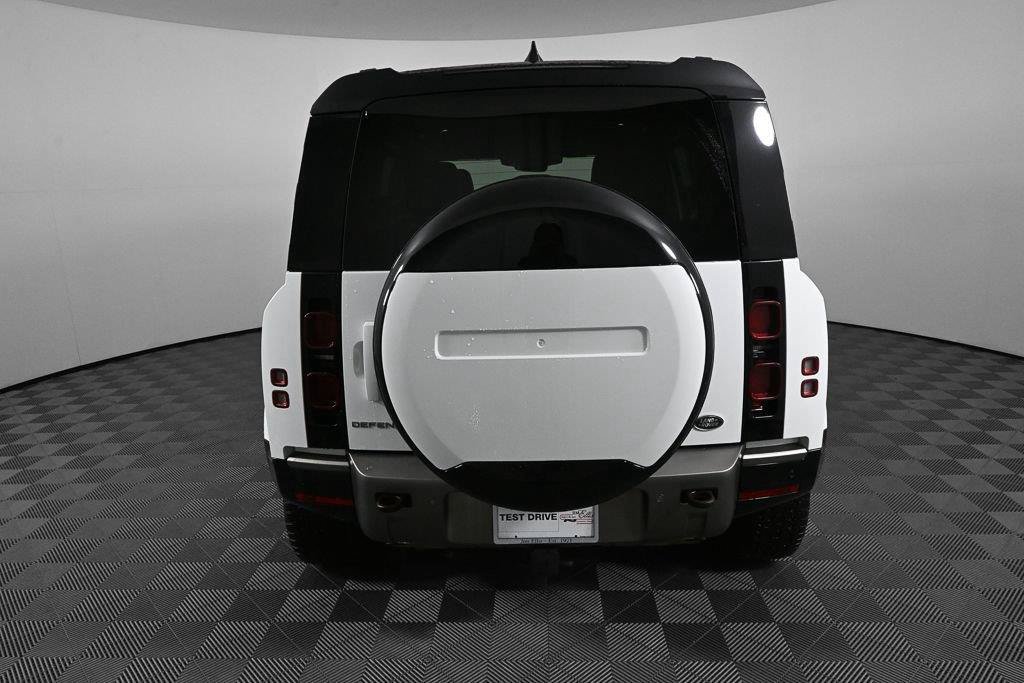 Used 2023 Land Rover Defender 110 X-Dynamic SE AWD/4WD image 29