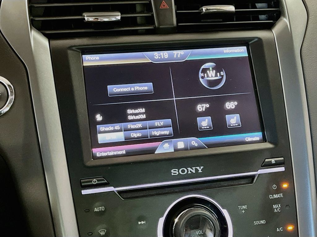 Used 2015 Ford Fusion Titanium FWD image 14