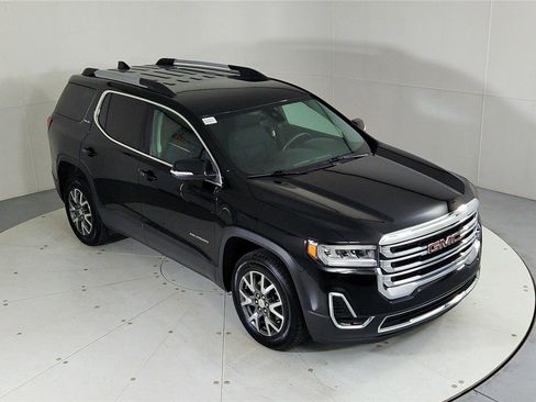 Used 2023 GMC Acadia SLE w/ Driver Convenience Package image 13