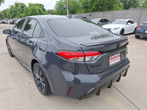 Used 2024 Toyota Corolla SE FWD image 4