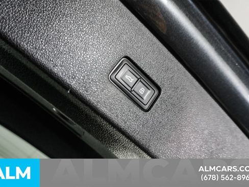 Used 2021 Audi Q8 AWD/4WD image 22
