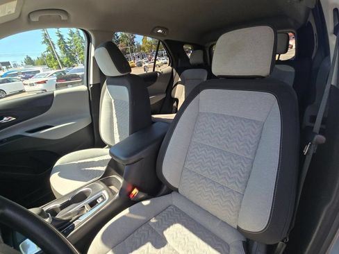 Used 2022 Chevrolet Equinox LT FWD image 22