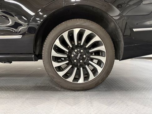 Used 2023 Lincoln Navigator Black Label AWD/4WD image 7