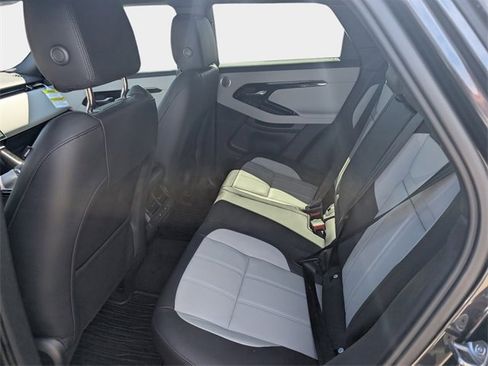 New 2026 Land Rover Range Rover Evoque Dynamic SE image 5