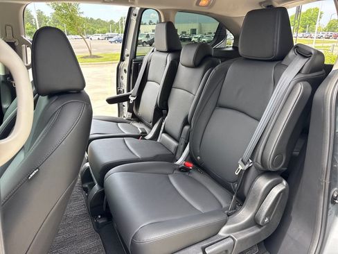 Used 2026 Honda Odyssey EX-L image 32