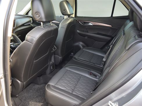 Used 2021 Buick Envision Avenir w/ Technology Package II AWD/4WD image 8