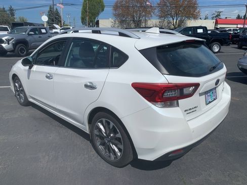 Used 2023 Subaru Impreza 2.0i Limited image 2