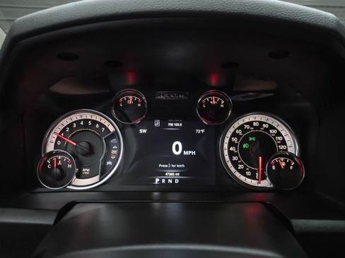 Used 2019 RAM 1500 Big Horn AWD/4WD image 24