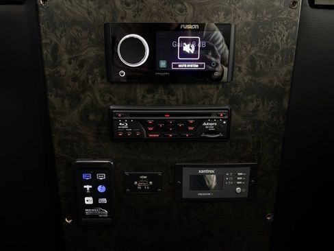 Used 2019 Mercedes-Benz Sprinter 170 w/ Driver Convenience Package image 42