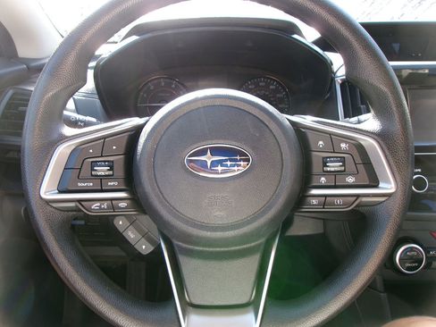 Used 2021 Subaru Crosstrek 2.0i image 16