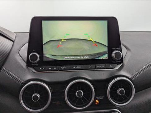 Used 2025 Nissan Sentra SV image 27