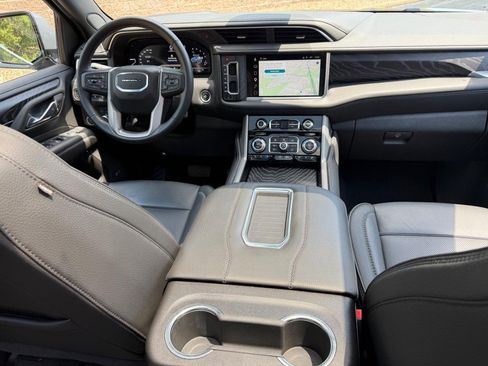Used 2024 GMC Yukon XL Denali w/ Max Trailering Package AWD/4WD image 12