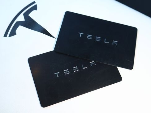 Used 2024 Tesla Model Y Long Range image 25