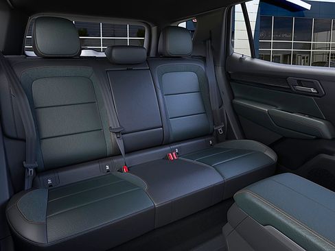 New 2026 GMC Terrain AT4 w/ LPO, Black Badging Package AWD/4WD image 17