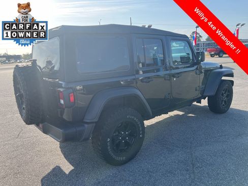 Used 2023 Jeep Wrangler Unlimited w/ Cold Weather Group image 5