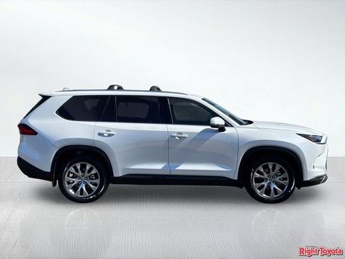 Certified 2024 Toyota Grand Highlander AWD Hybrid image 7