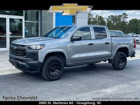 Used 2023 Chevrolet Colorado W/T RWD image 1