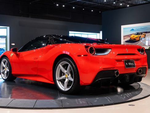 Certified 2019 Ferrari 488 Spider RWD image 43