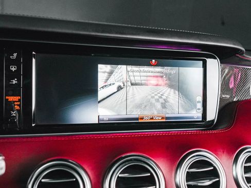 Used 2015 Mercedes-Benz S 63 AMG S 63 AMG 4MATIC Coupe 2D image 70